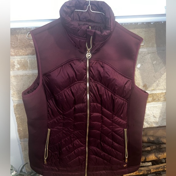 Michael Kors XL Maroon Vest - Picture 1 of 5
